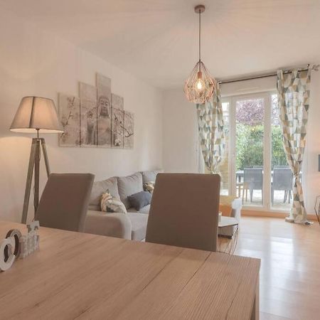 Garden Apartment Next To Disneyland Bussy-Saint-Georges Bagian luar foto